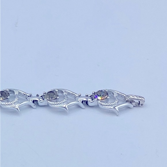 Sarah Coventry “Cool Surrender”Bracelet Silver-tone With Smokey Grey Rhinestones - Picture 8 of 13